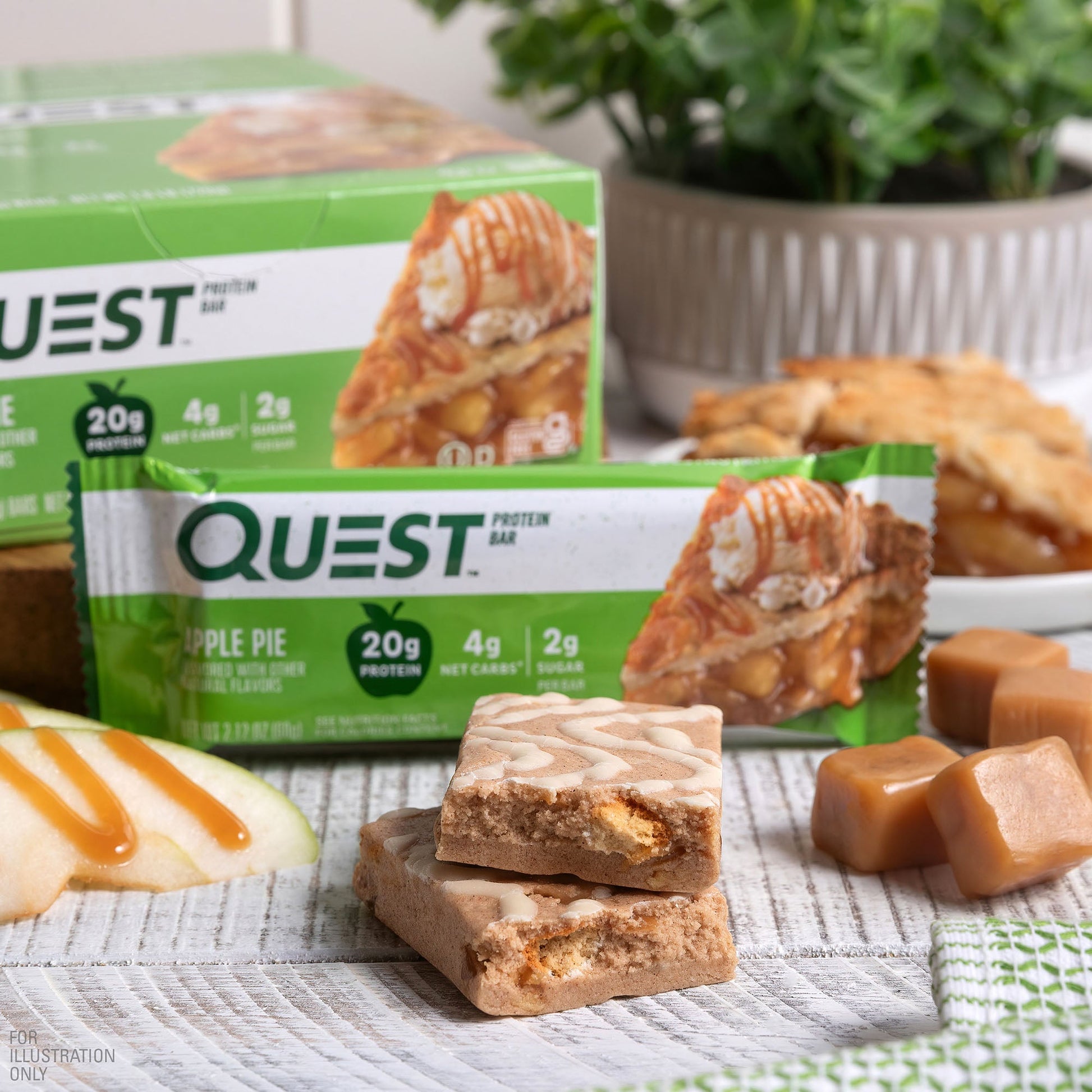 apple-pie-protein-bars-i2 qst-000647-apple-pie-protein-bars_4.jpg